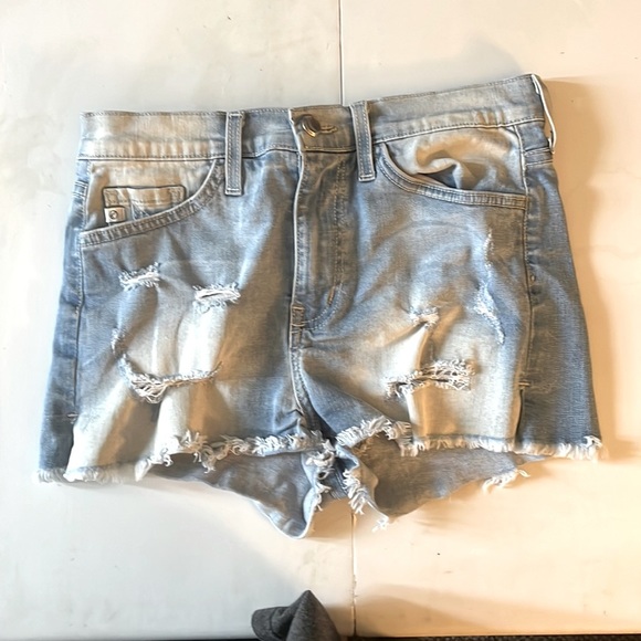 Women’s KanCan jeans shorts, distressed, size 26 - Picture 1 of 4